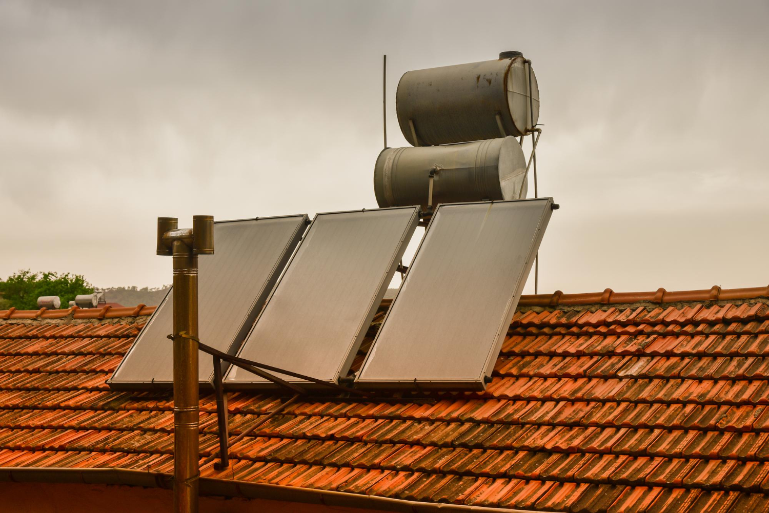 Componentes das placas de aquecimento solar para aquecer água
