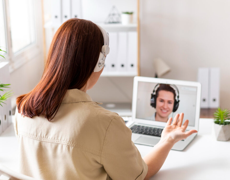 Dispositivos que facilitam entrevistas online Dispositivos que facilitam entrevistas online