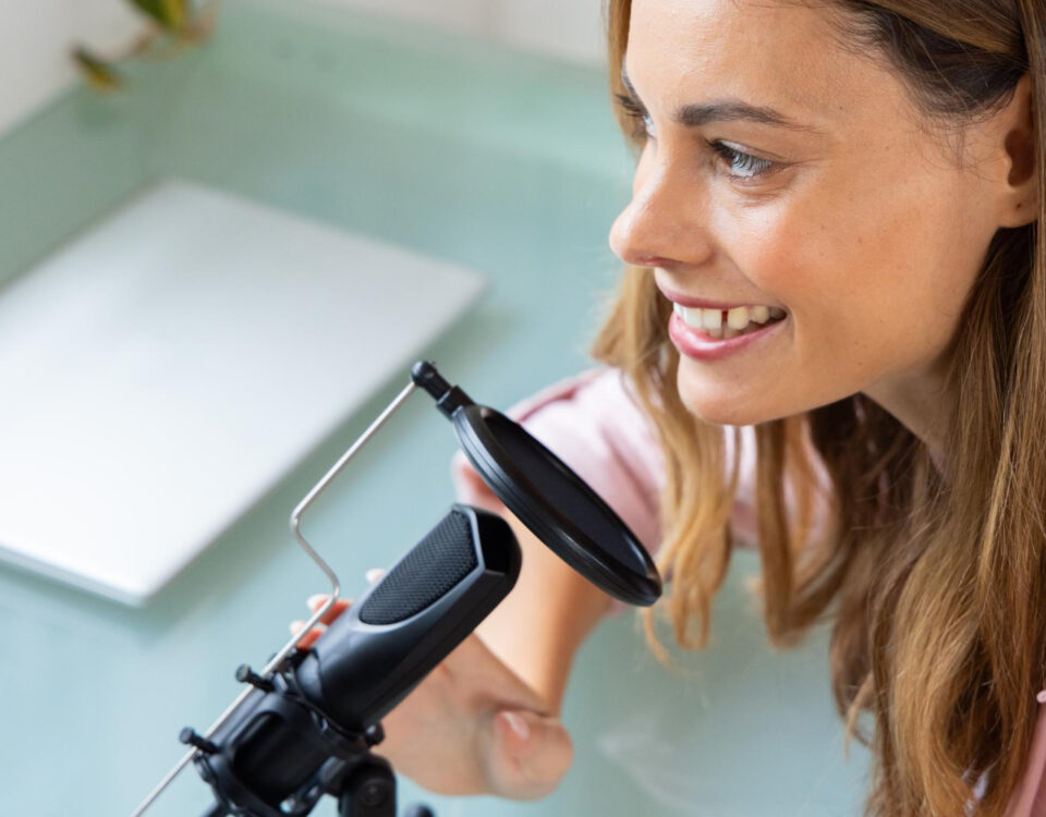 Como a escolha do microfone muda seu alcance Como a escolha do microfone muda seu alcance