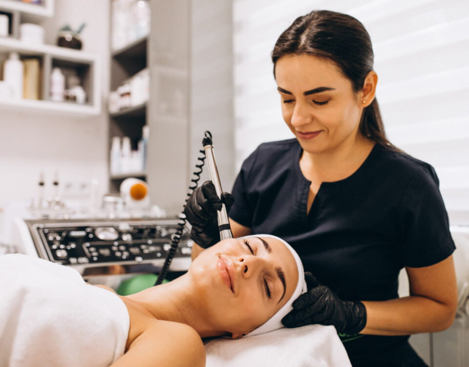 Equipamentos estéticos que dominam o mercado atual Equipamentos estéticos que dominam o mercado atual