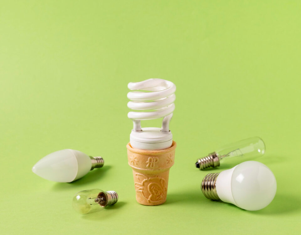 LED vs fluorescente: qual luminária é mais eficiente