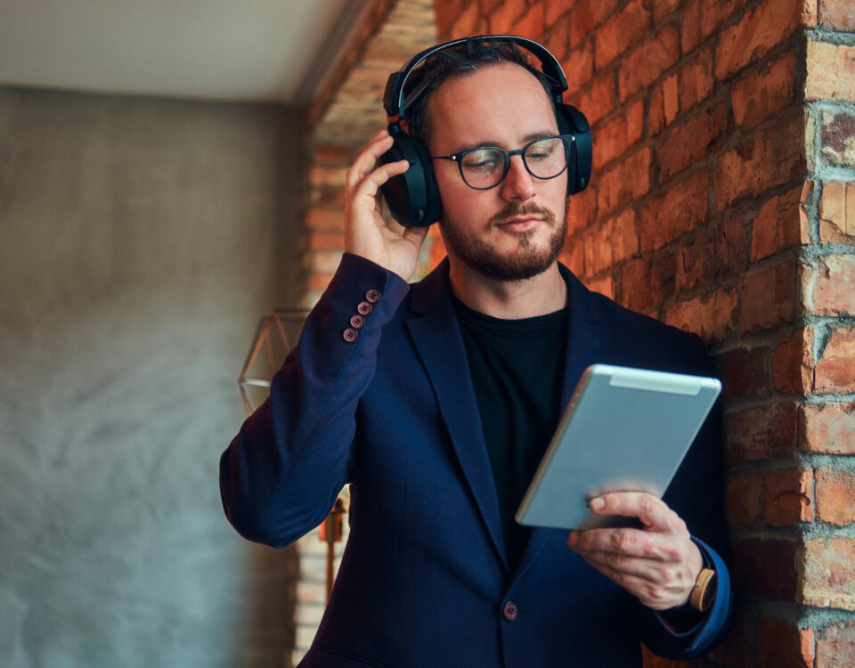 Headsets, tablets e POS: o kit do vendedor moderno Headsets, tablets e POS: o kit do vendedor moderno