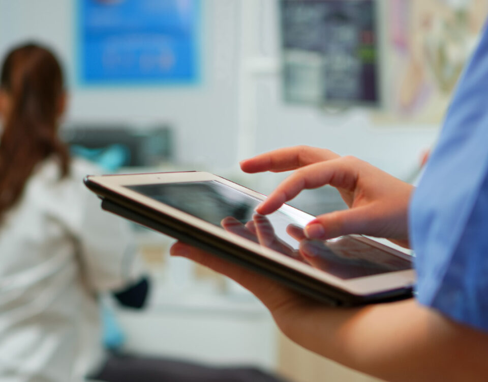 IoT discreto que captura sinais vitais na recepção IoT discreto que captura sinais vitais na recepção