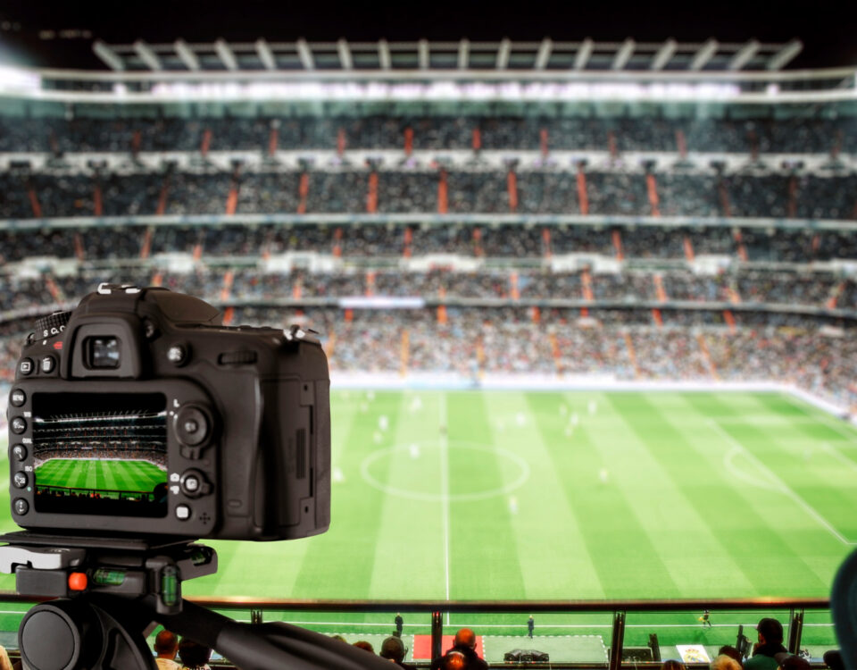 A eletrônica nos estádios: do telão ao áudio que guia a torcida