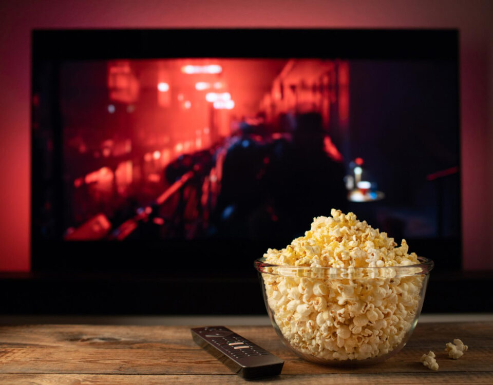 TV box, soundbar e rede: o setup ideal para filmes em casa TV box, soundbar e rede: o setup ideal para filmes em casa