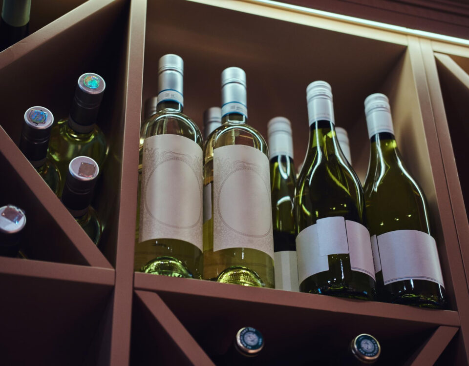 Adegas climatizadas realmente preservam melhor os vinhos?