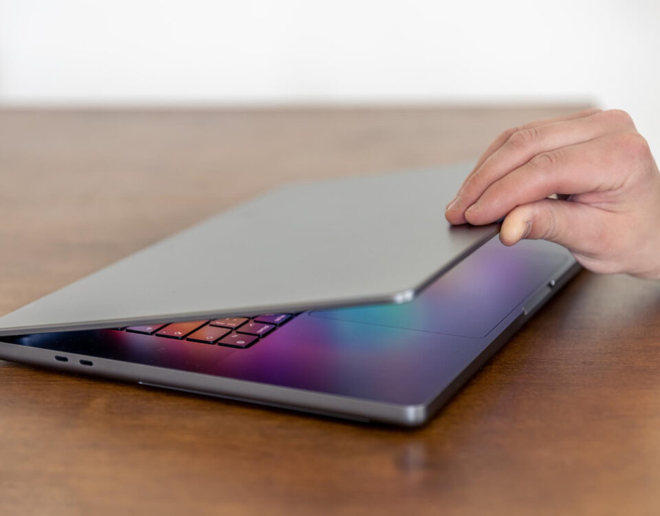 Placa, tela ou bateria: onde o notebook mais costuma falhar?