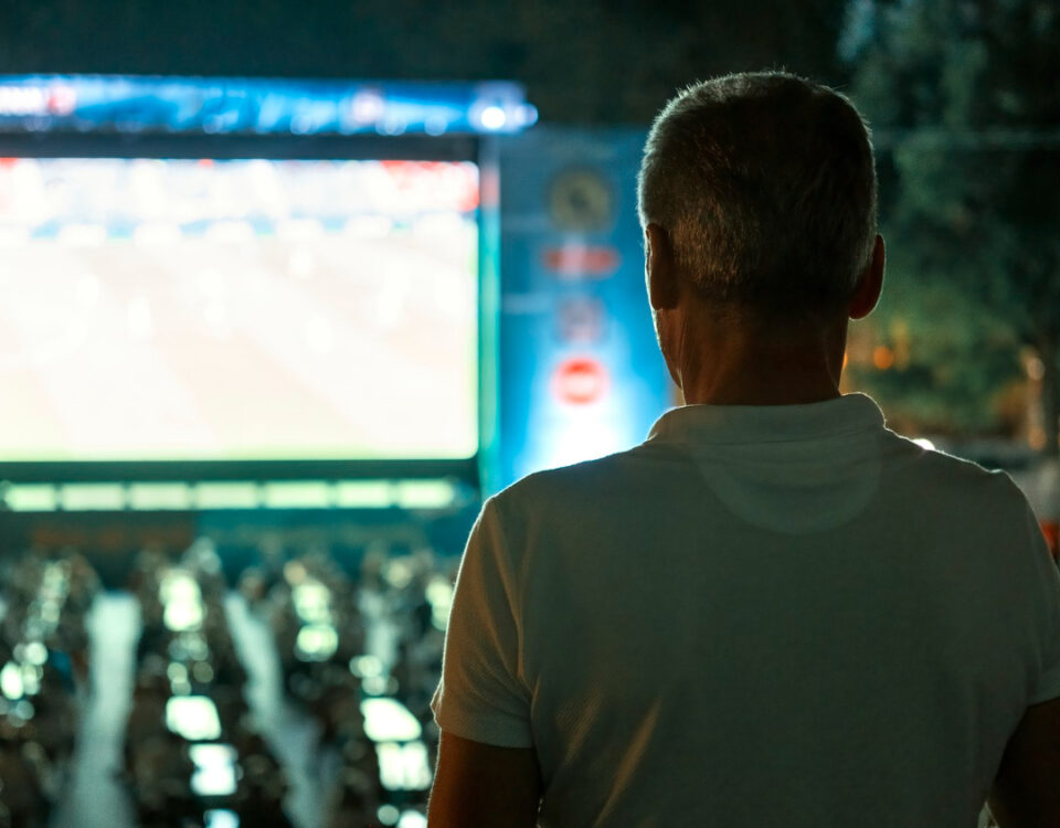 Telões, som e 5G: o que realmente melhora a experiência? Telões, som e 5G: o que realmente melhora a experiência?