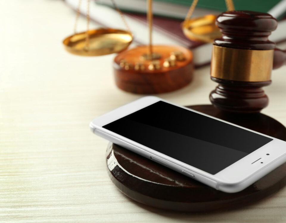 Celular apreendido: quais dados podem entrar na investigação?