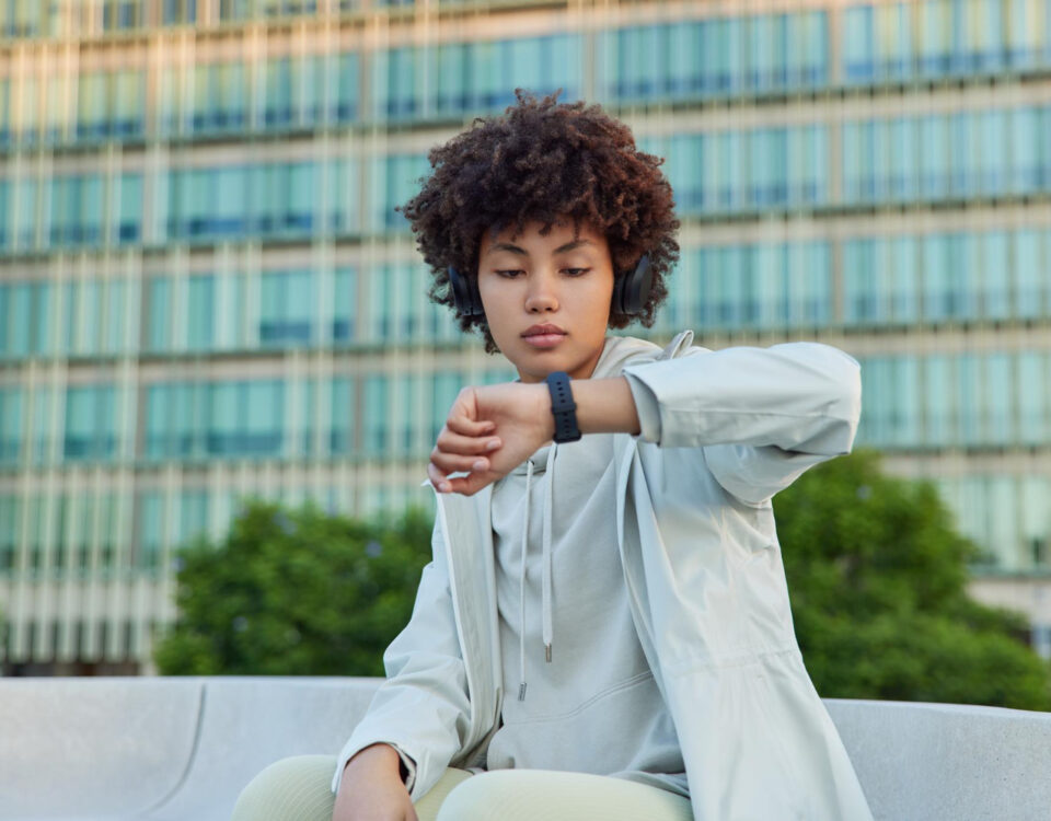 Seu smartwatch mede estresse, mas sabe quando você precisa de ajuda?